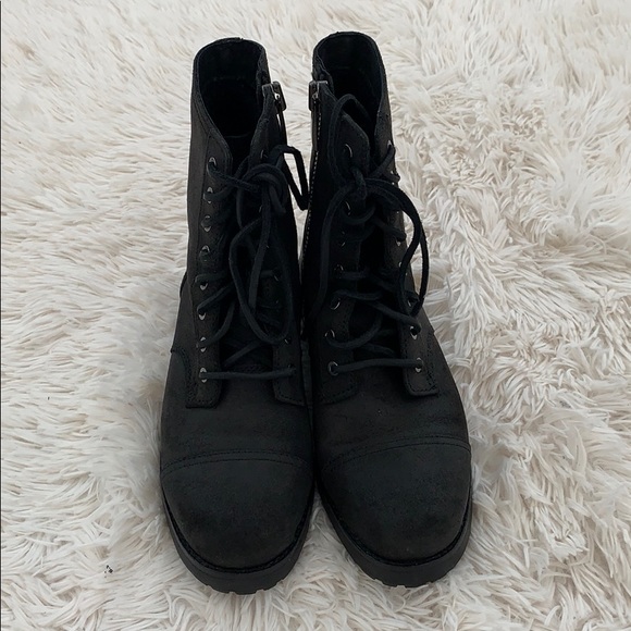 New Authentic UGG Kilmer 2 black Boots - Picture 2 of 7